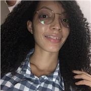 Profesora que ayuda a tu hijo en él área que necesite refuerzo